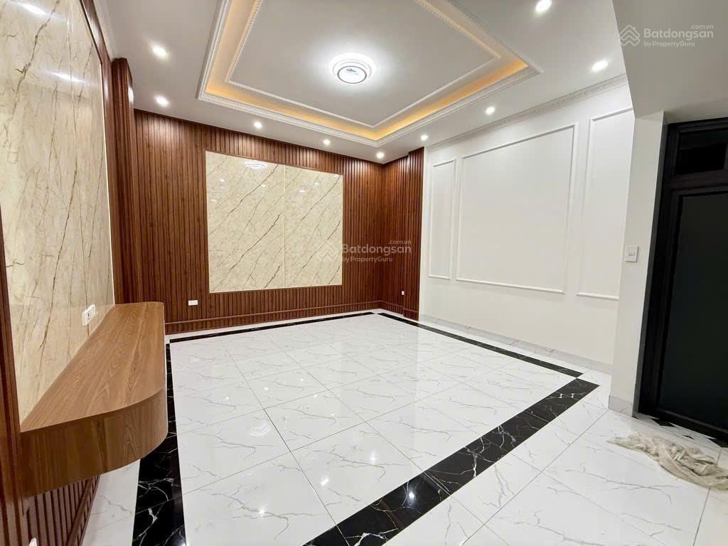 CHO THUÊ NHÀ 5 TẦNG PHỐ NGUYỄN NGỌC NẠI - THANH XUÂN