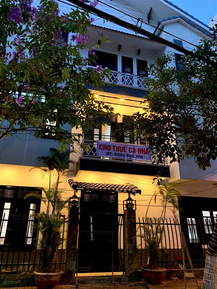 Cho thuê căn nhà 3 tầng góc 2 mặt tiền đường lương nhữ hộc, phường hòa cường, tp đà nẵng