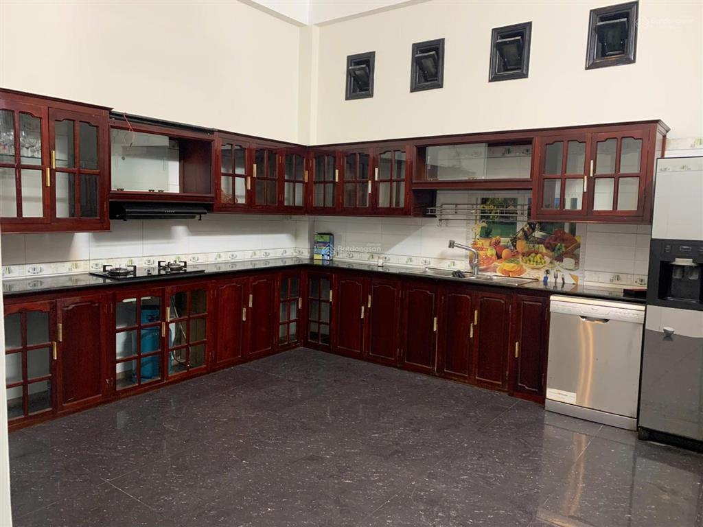 Cho thuê căn nhà 3 tầng góc 2 mặt tiền đường lương nhữ hộc, phường hòa cường, tp đà nẵng