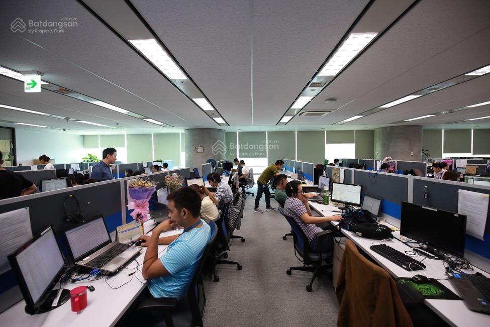 Cho thuê văn phòng đẹp giá rẻ 212m2 phố dịch vọng hậu giá 40 tr/th full dịch vụ, đồ