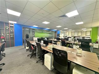 Cần cho thuê gấp 115m2 tại phố mạc thái tông, cầu giấy, hà nội. giá 200 nghìn/tháng