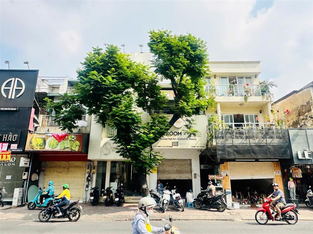 Cho thuê nhà mt đường lê văn sỹ , q. phú nhuận(4x23m 3 tầng) giá chỉ 59 triệu/tháng