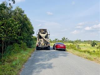 Chủ cần bán đất vườn cln giá ngộp chỉ 700 triệu 1600m2