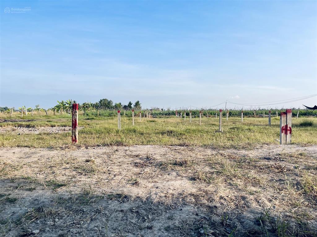 400 triệu có ngay lô đất thổ cư 100% 5x42m.  0949 909 ***