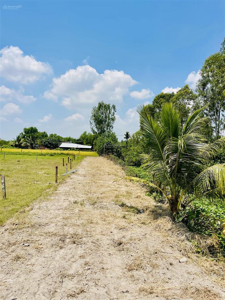 400 triệu có ngay lô đất thổ cư 100% 5x42m.  0949 909 ***