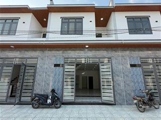 Bán căn nhà lầu 4 phòng ngủ cách chợ thạnh phú, tân triều, biên hòa 500m  tt699tr nhận nhà