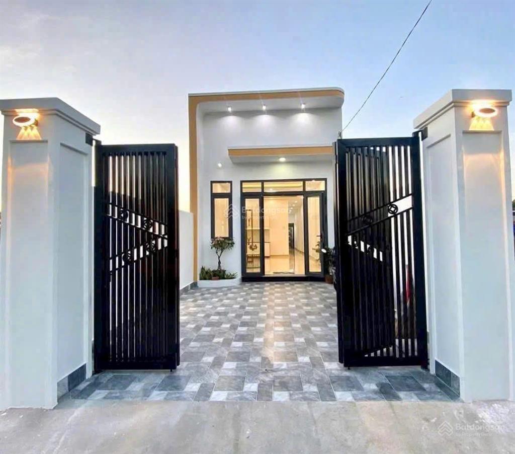 Chủ bán lại 1 căn cấp 4 nhà vườn xây mới gần trạm thu phí bửu long