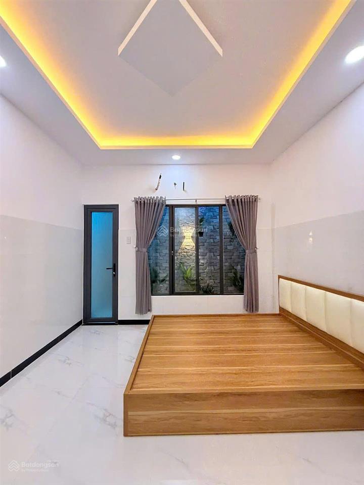 Nhà cấp 4 mới xây ngay gần đường đồng khởi sổ riêng thổ cư