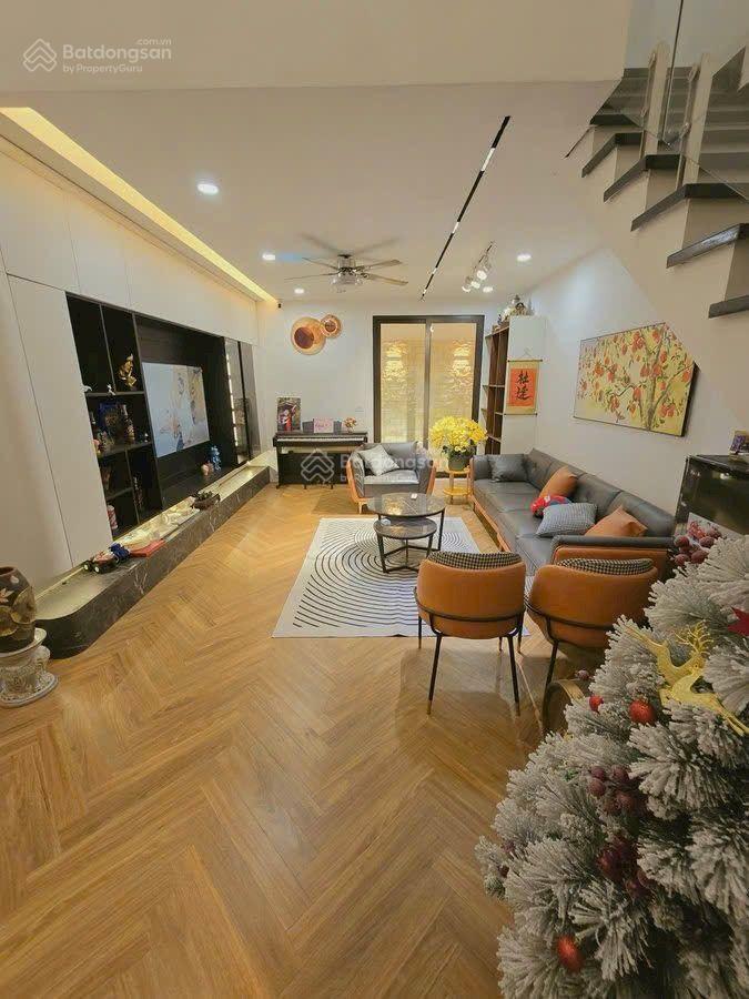 Biệt thự mini siêu xinh phố cổ nhuế, bắc từ liêm. dt50m2x5t, cách phố chỉ 20m, tặng full nội thất.