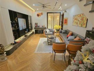 Biệt thự mini siêu xinh phố cổ nhuế, bắc từ liêm. dt50m2x5t, cách phố chỉ 20m, tặng full nội thất.