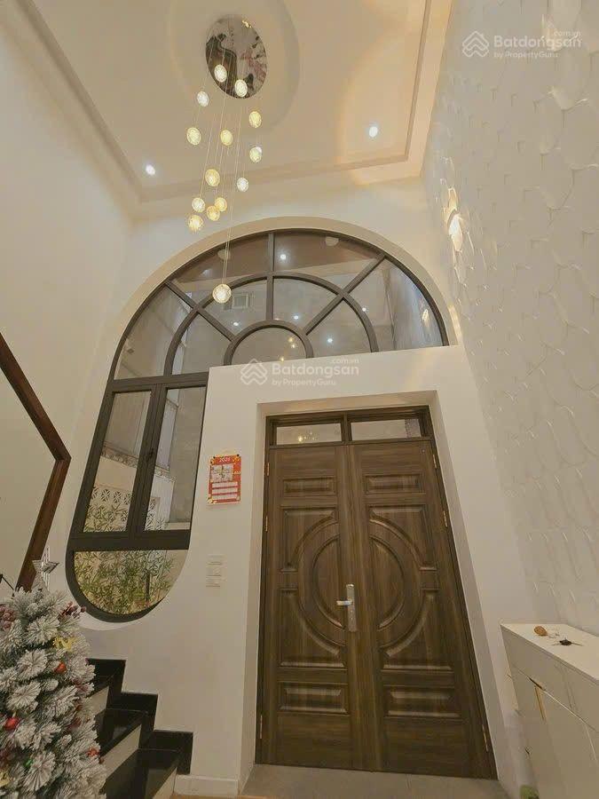 Biệt thự mini siêu xinh phố cổ nhuế, bắc từ liêm. dt50m2x5t, cách phố chỉ 20m, tặng full nội thất.