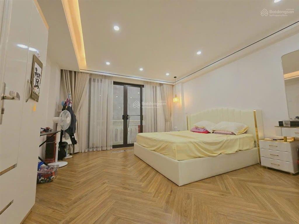 Biệt thự mini siêu xinh phố cổ nhuế, bắc từ liêm. dt50m2x5t, cách phố chỉ 20m, tặng full nội thất.