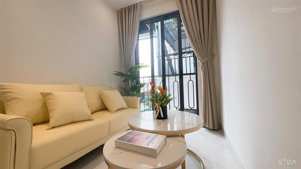 Tòa nhà mặt phố mới tinh phố thái thịnh, đống đa. dt 90m², 8 tầng, thang máy, 25 phòng, lô góc.