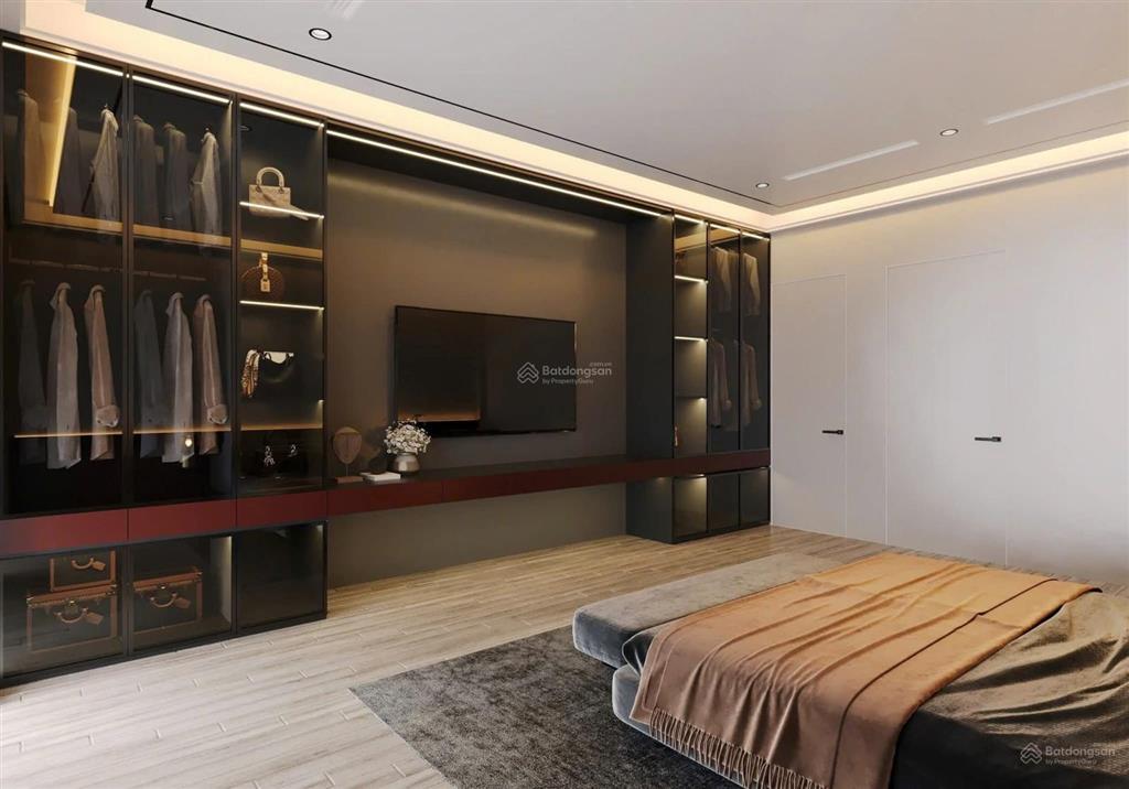 Hiếm, mặt phố kim mã, ba đình. diện tích 86m2, mt 5m, 5 tầng, vỉa hè rộng, không quy hoạch.