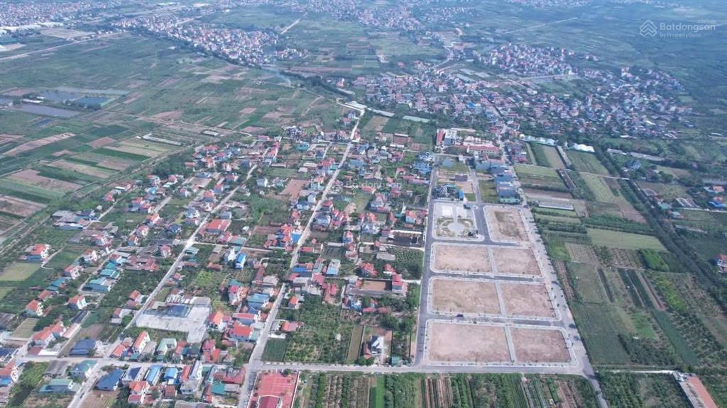 Đất đấu giá tân dân, khoái châu, 4,05 tỷ, 110m2, mt=hậu=5m, đường 7.5m, trường, chợ, 0971 320 ***