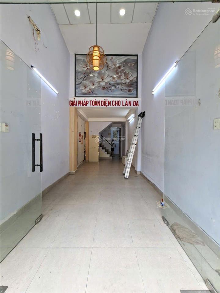 Nhà mặt tiền bà hạt, trệt lửng 3 lầu, 6pn 4wc, 3x15m, 26 triệu