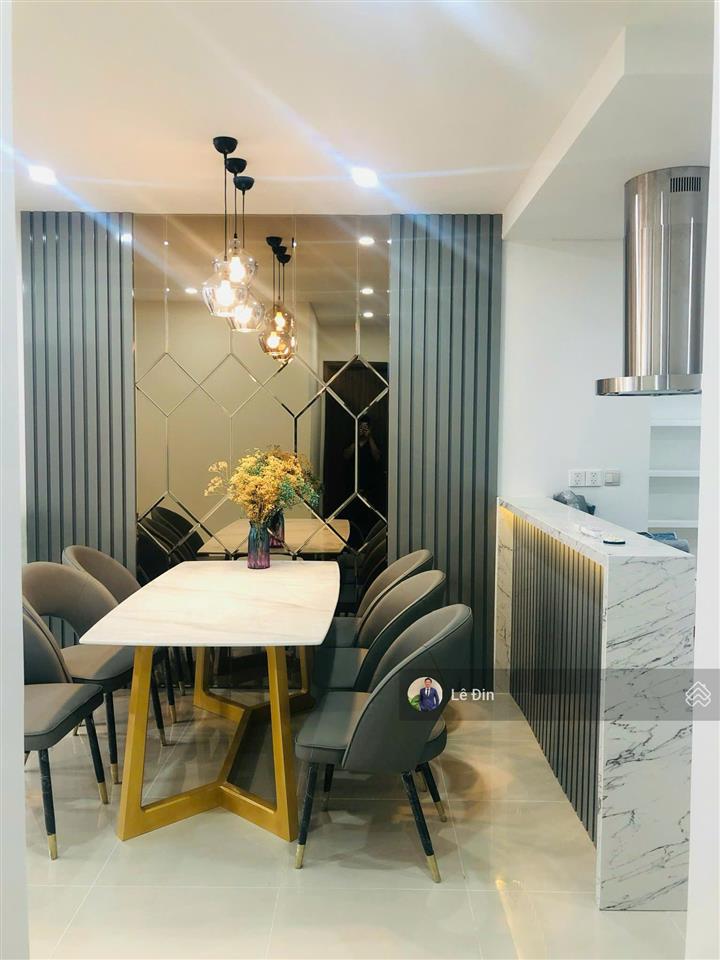 Chính chủ kẹt tiền giảm ngay 1 tỷ căn 3pn 107m2 hà đô centrosa quận 10. view q1 giá siêu tốt đầu tư