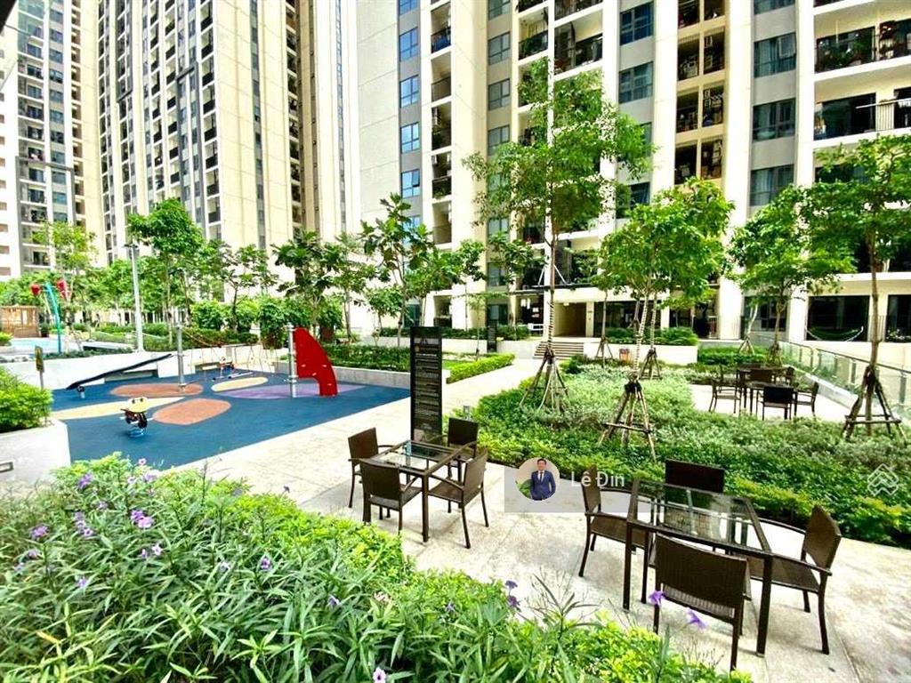 Chính chủ kẹt tiền giảm ngay 1 tỷ căn 2pn 88m2 hà đô centrosa quận 10 view q1 giá siêu tốt đầu tư