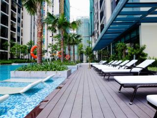 Pkd hado nhiều căn 2pn hado centrosa quận 10 giá siêu rẻ,đã có sổ hồng, view quận 1.  0989 723 ***