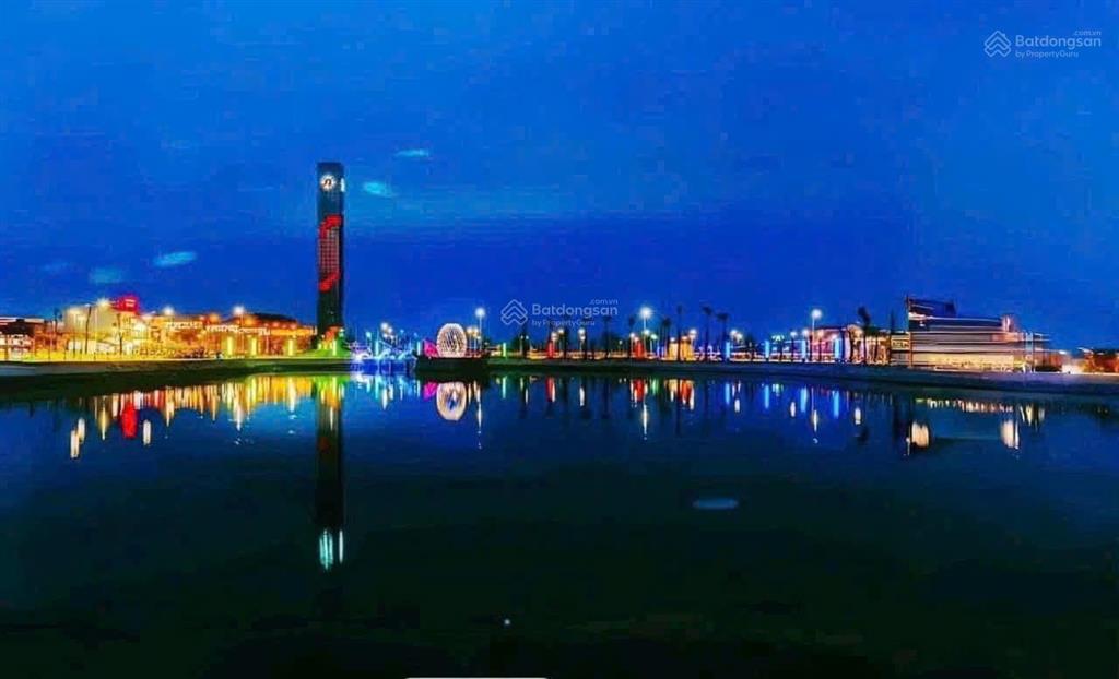 Bán lô giáp khuôn viên cây xanh khu kinh tế đêm rùa vàng