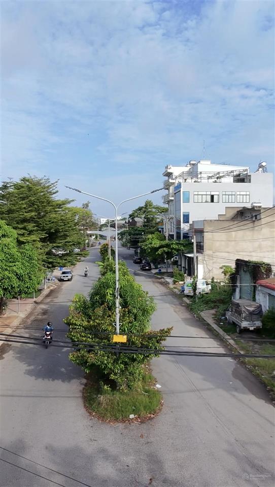 Chính chủ bán gấp đất 6x20m full odt mặt tiền đường 18m kẹt tiền cần bán nhanh