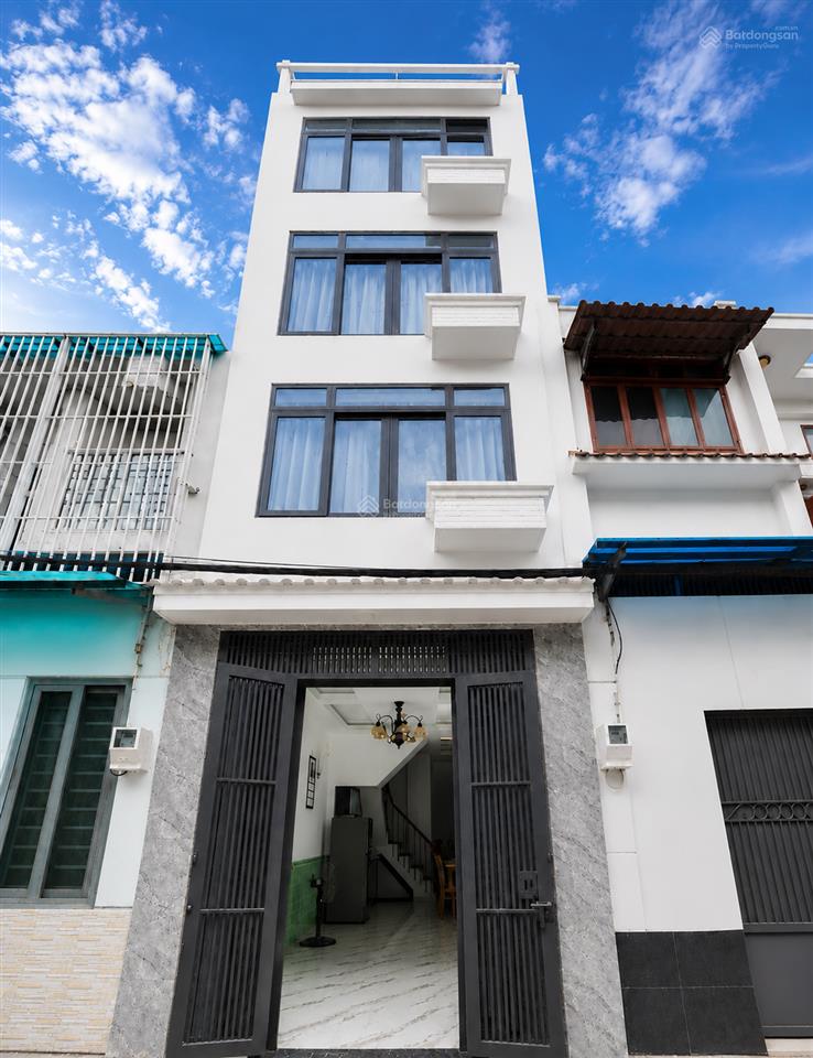 Nhà mới 1 trệt 4 lầu full nội thất gò vấp