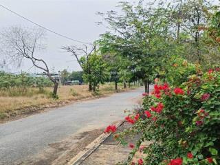 Cần sang nhượng ~2600m2 đất tại phường phú hữu