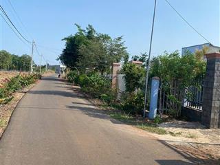 Cần sang nhượng 500m2 đất mặt tiền nhựa, tặng luôn căn nhà mới