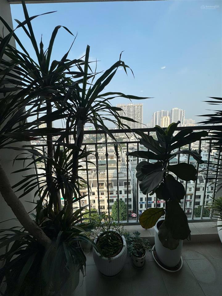 Cần bán nhanh căn hộ toà a2 vinhomes gardenia