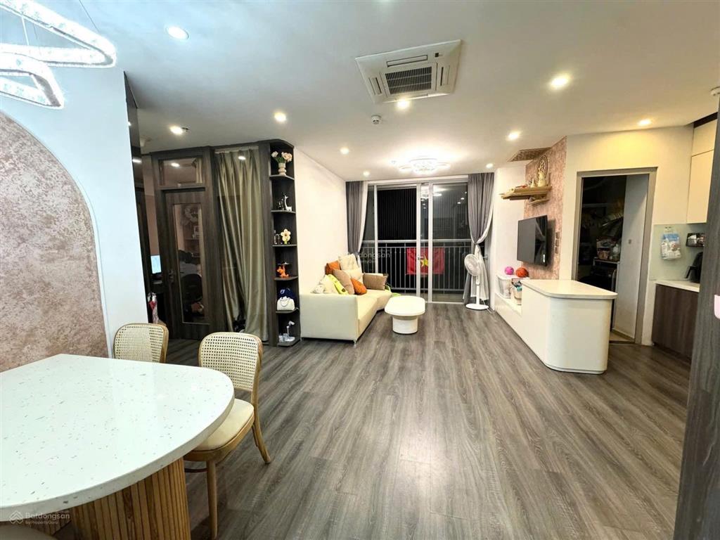 Bán cc vinhomes gardenia, 7,5 tỷ, 78m2, 2pn, 2wc, hàng hot!