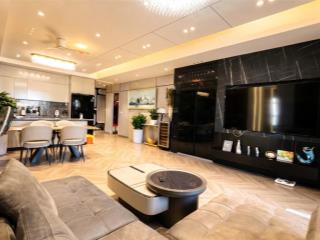Bán ch 3pn 2wc tại vincom center bà triệu, 180 triệu / m2, 220 m2