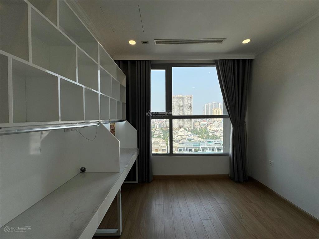 Cần bán nhanh căn hộ tòa a2 vinhomes gardenia
