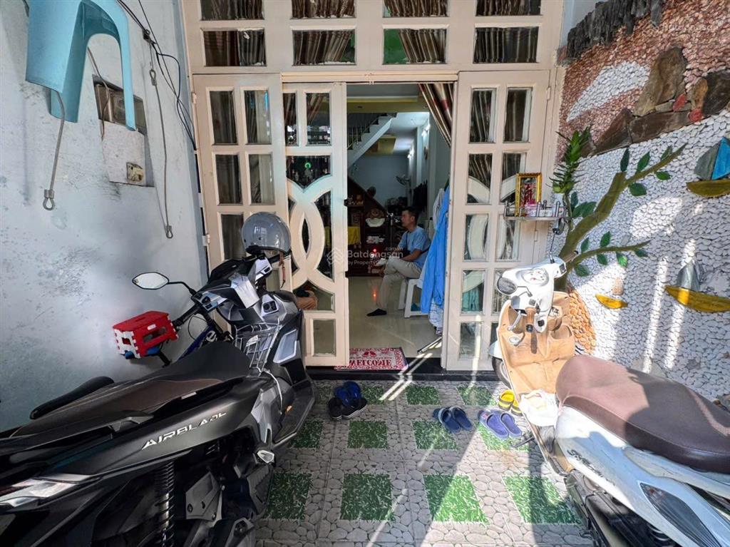 Bán gấp nhà hxh lê quang định, 50m2, 6,95 tỉ tl  0705 692 ***