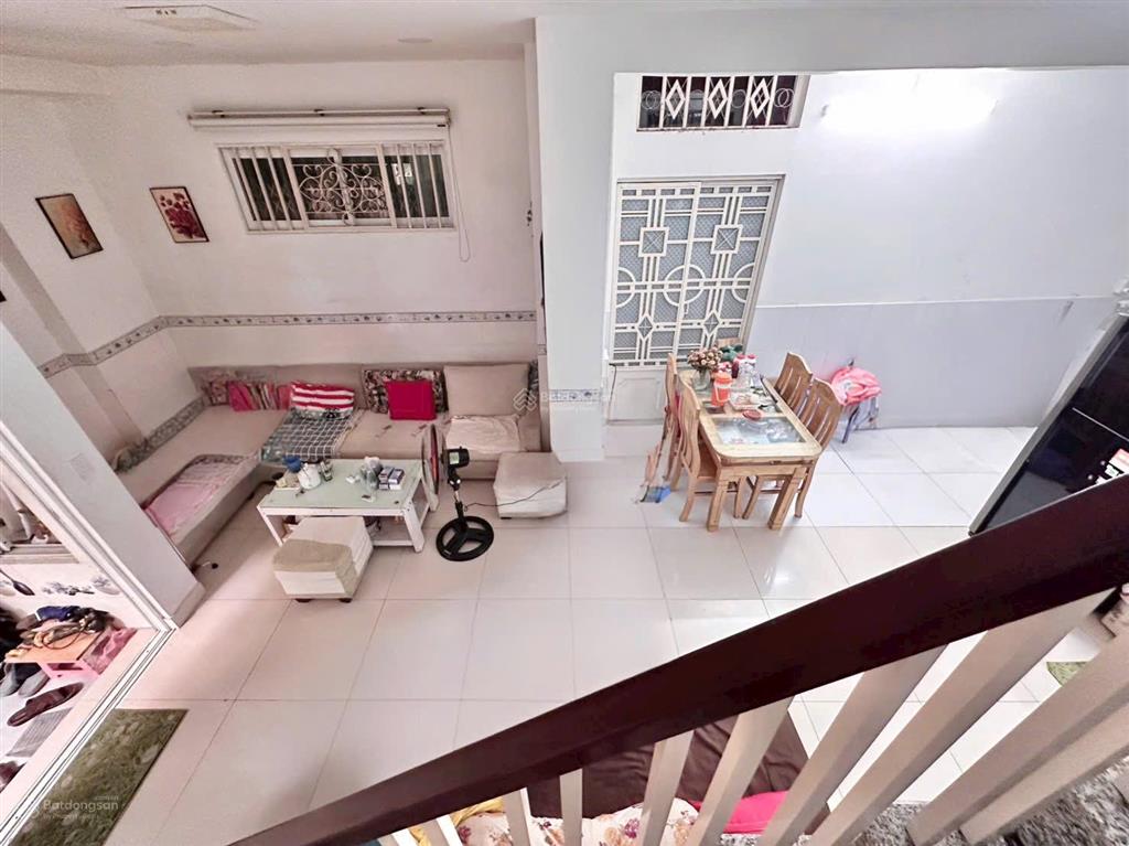 Bán nhà huỳnh văn bánh, p17, 38m2 5pn 4wc, 4.95 tỷ tl  0705 692 ***