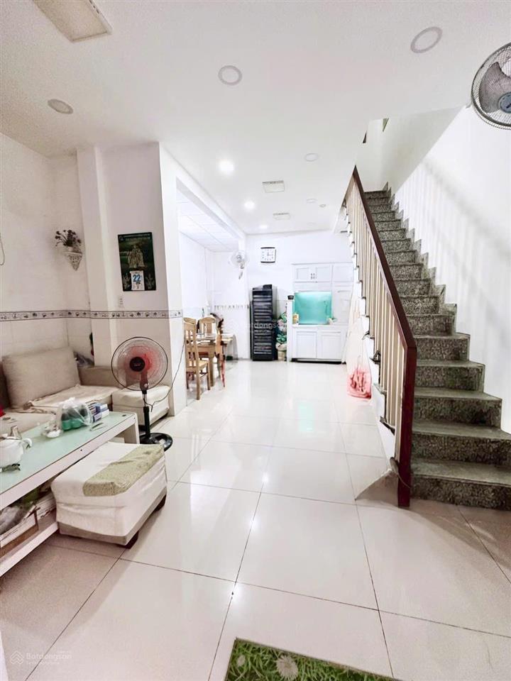 Bán nhà huỳnh văn bánh, phan đình phùng, p17, 38m2 5pn, 4.95 tỉ tl  0705 692 ***