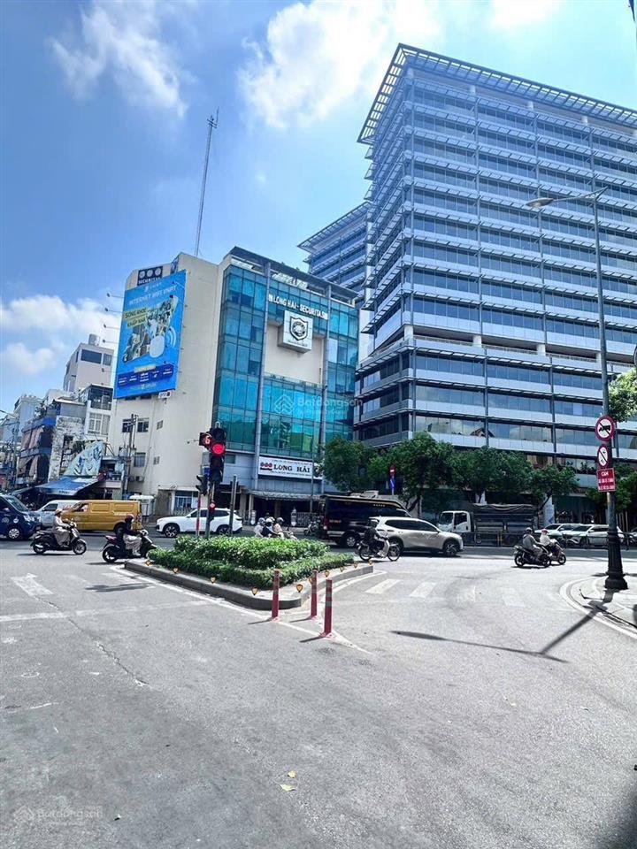 Bán nhà trương quốc dung, p10, 35m2, 3,99 tỉ tl  0705 692 ***