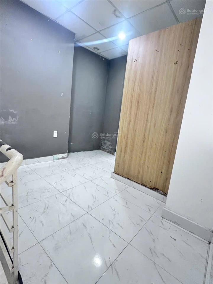 Bán nhà trương quốc dung, p10, 35m2, 3,99 tỉ tl  0705 692 ***