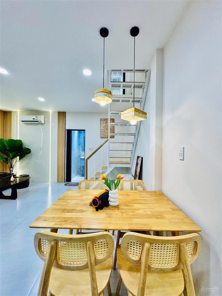 Bán gấp nhà xô viết nghệ tĩnh, p17, 32m2, 4.38 tỉ tl  0705 692 ***