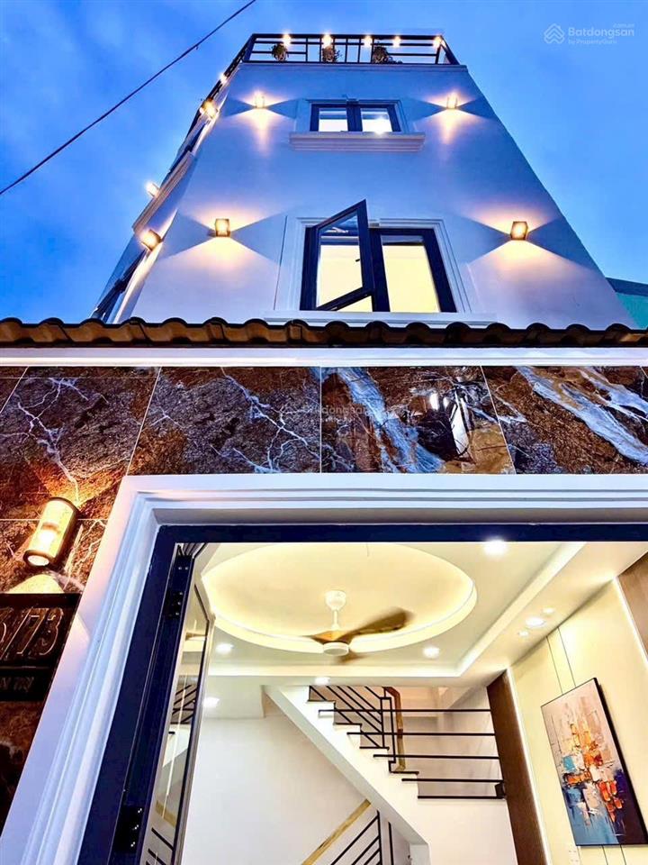 Bán nhà phan văn trị, p11, 28m2 4 tầng btct, 4.75 tỉ tl  0705 692 ***