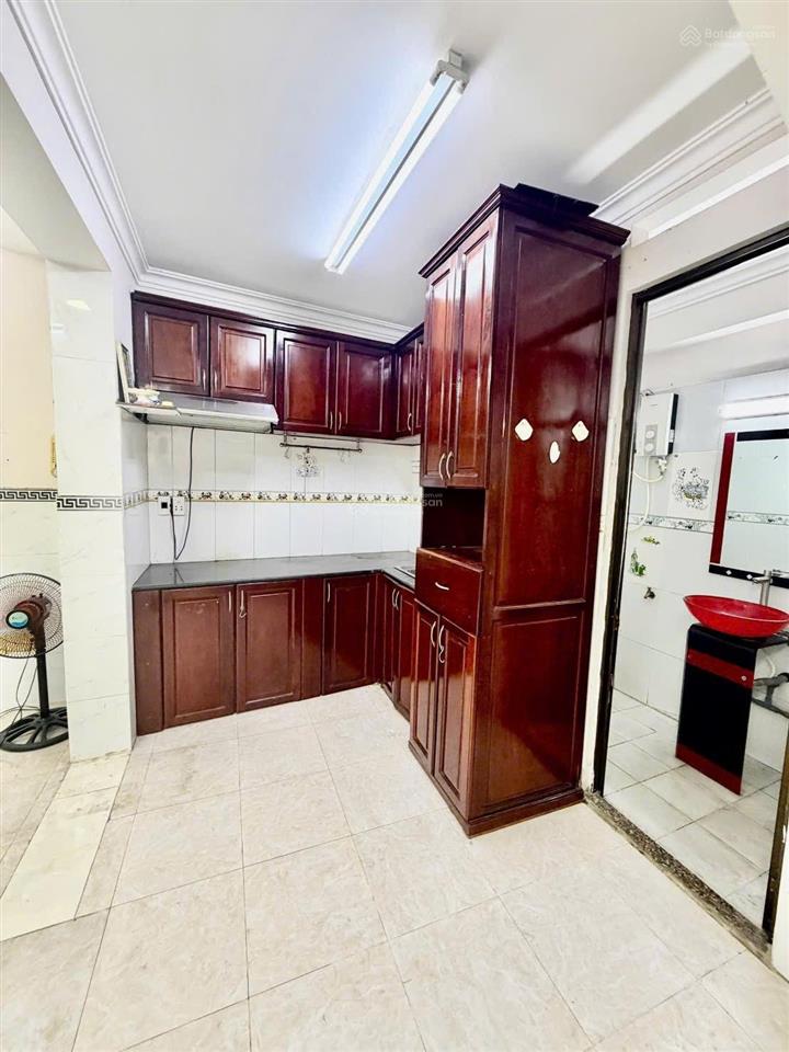 Bán nhà phan văn trị, phạm văn đồng, p11, 28m2 5 tầng btct, 4.55 tỉ  0705 692 ***