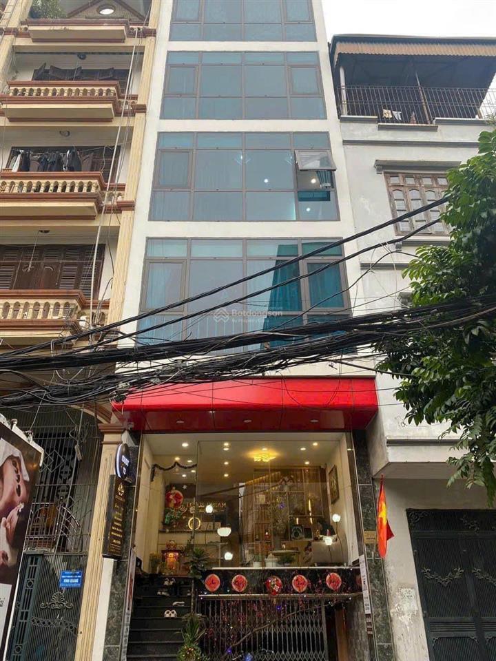 Cho thuê nhà ngõ 318 đê la thành, hà nội, ô tô tránh, phù hợp kinh doanh, có thang máy, oto đỗ cửa.