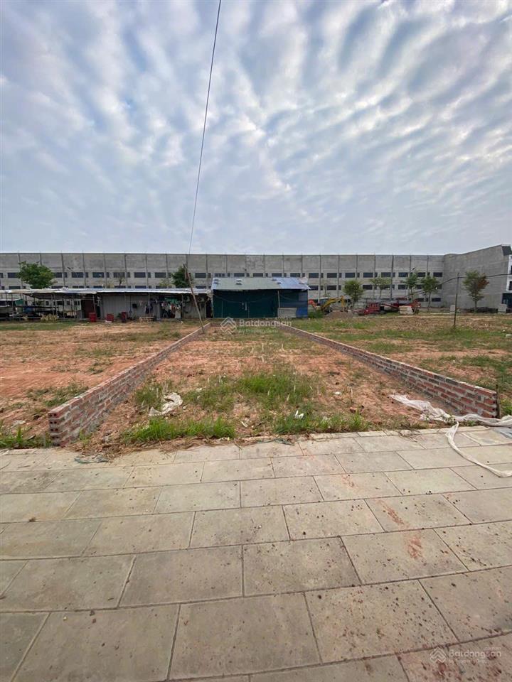 Chỉ 2,75 tỷ sở hữu ngay 90m2 tại kđt yên bình xanh.phổ yên,tp thái nguyên.