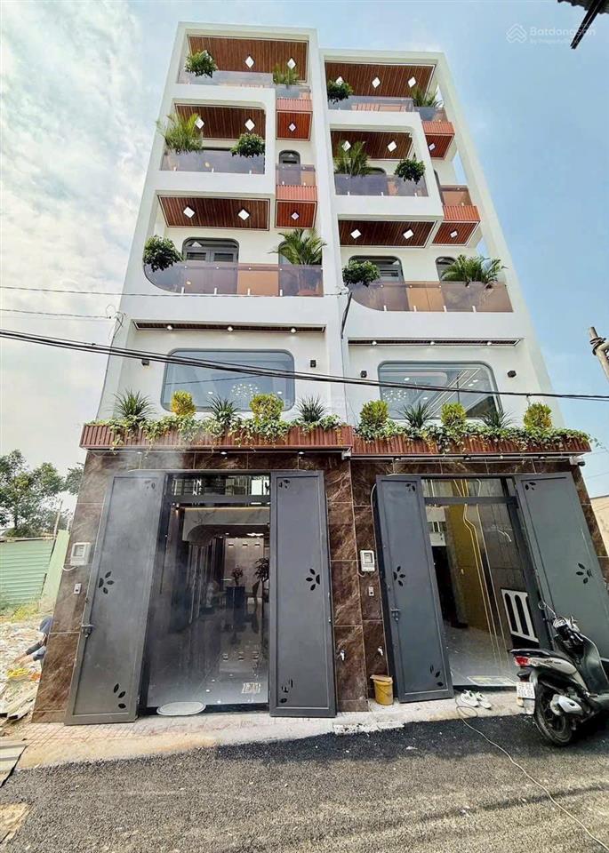 Nhà full nội thất tô ngọc vân  đúc 1 lửng 3 lầu đường 7m nhựa