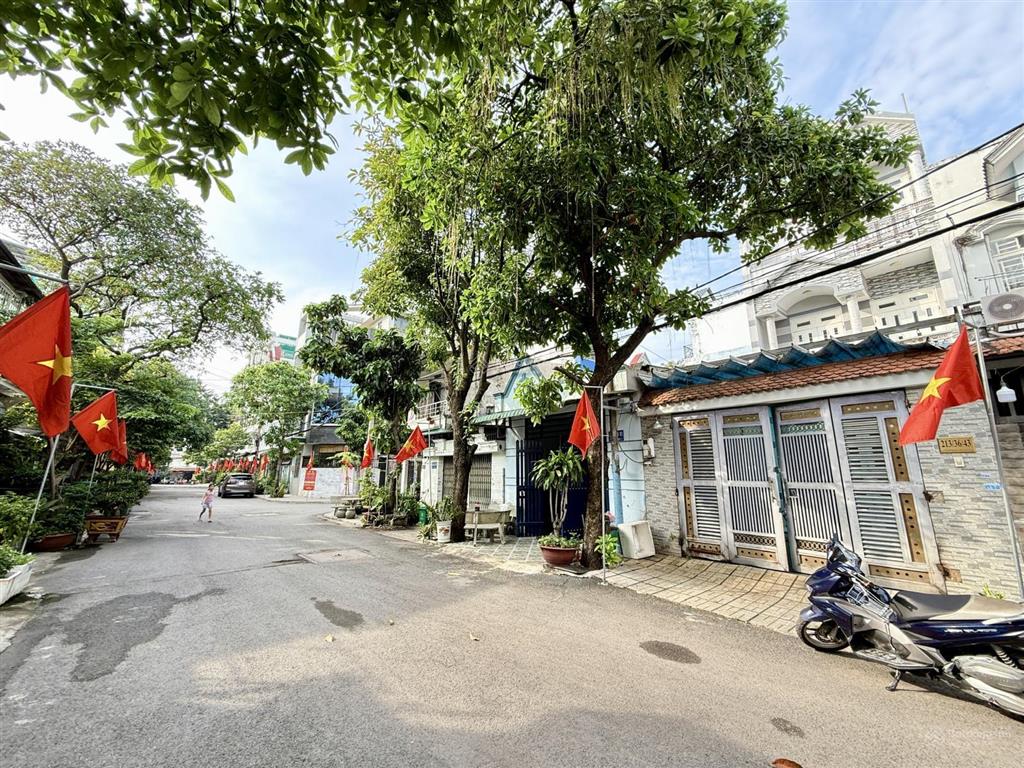 Hiệp thành 45 ngang 4,5m x 15m hxh 10m  đúc 1 trệt 2 lầu