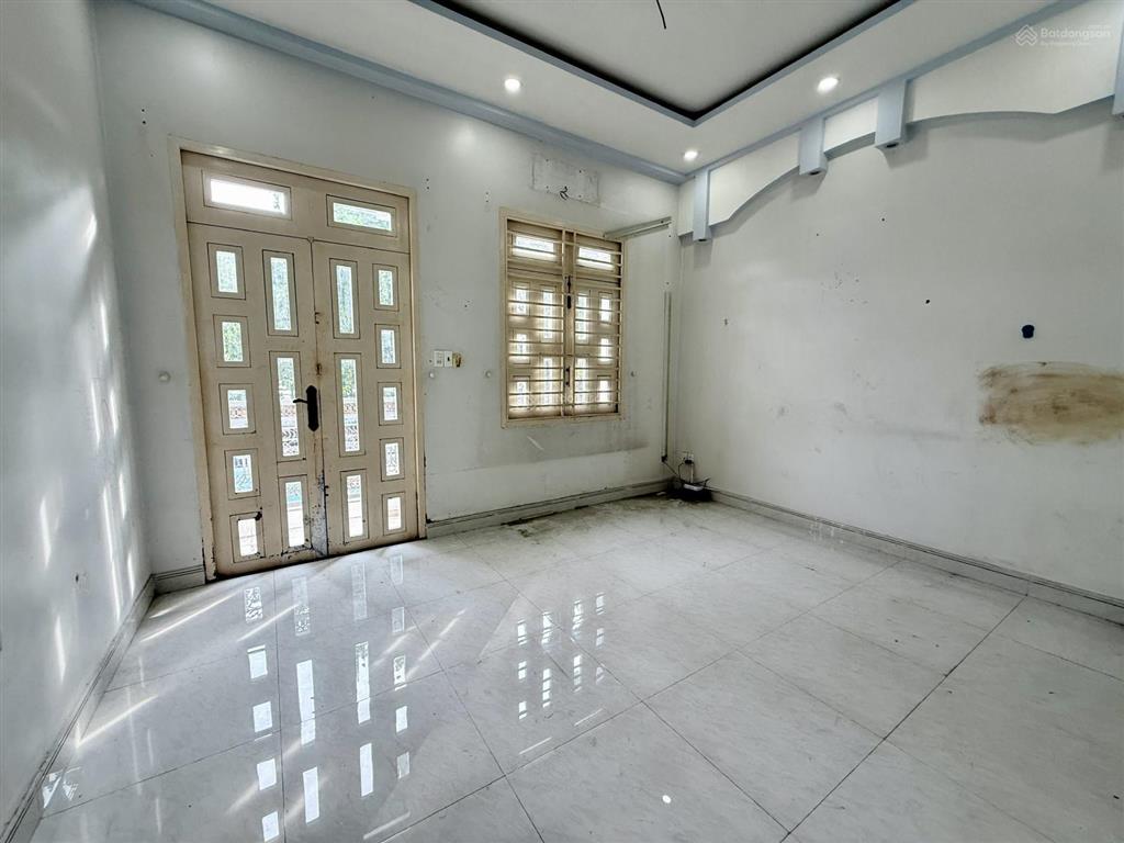 Hiệp thành 45 ngang 4,5m x 15m hxh 10m  đúc 1 trệt 2 lầu