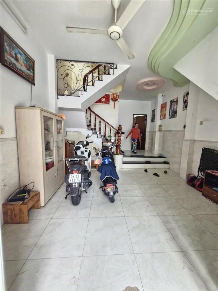 Bán nhà thới an 16  đường 7m đúc 1 trệt 3 lầu ngang 4,5m