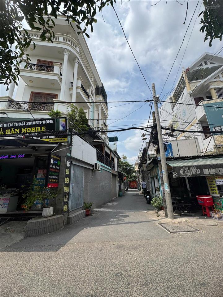 Nhà shr 1/ hẻm 6m thông  đúc 1 trệt 1 lửng 1 lầu sát tô ký nguyễn ảnh thủ