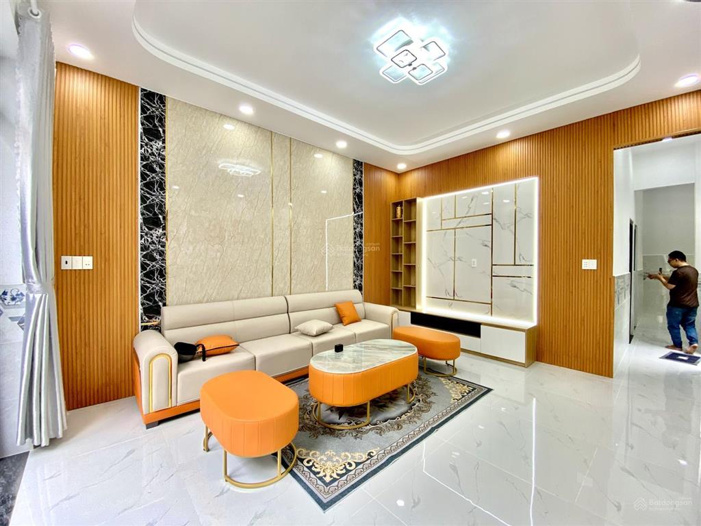 Nhà shr ngay metro  77m2 ngang 5m x 17m full nội thất