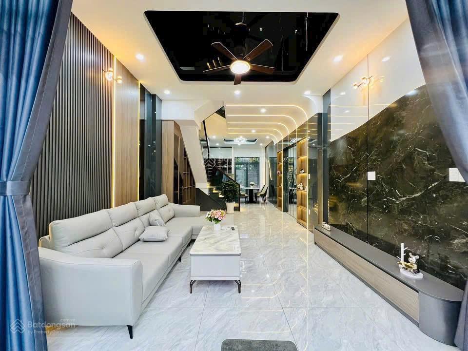 Nhà full nt 82m2 4,2x20m hxh 8m đúc 1 trệt 3 lầu sát gò vấp