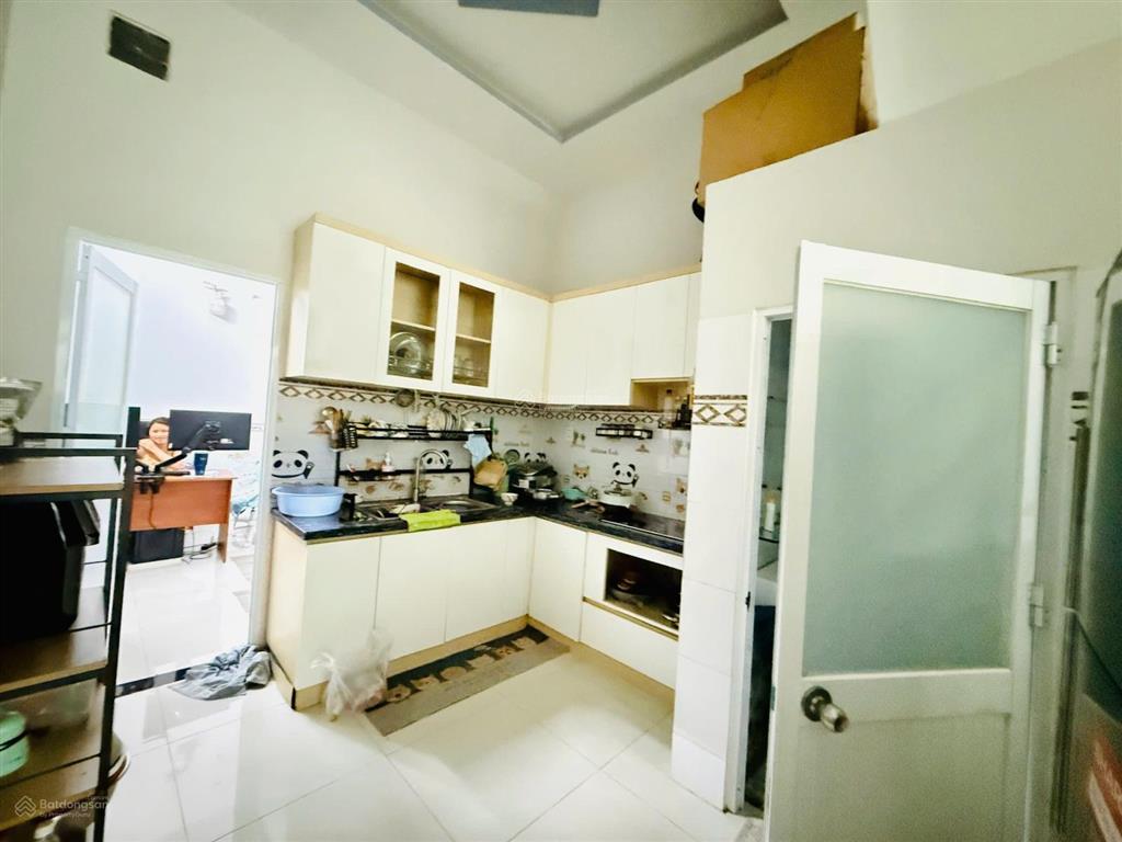 Nhà shr 3pn đúc 2 tầng lầu ngay ht45 sát metro q12
